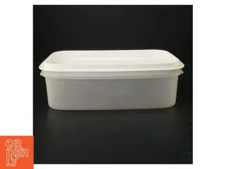 Osteboks fra Tupperware (str. 29x19 cm)