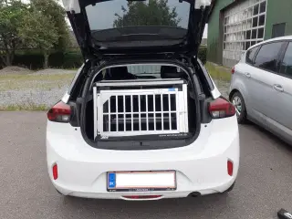 Hundebur Hatchback