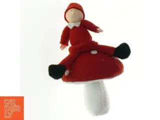 Filtet nisse på svamp figur (str. 15x8 cm)