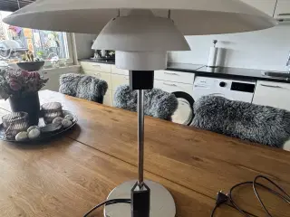 PH skrivebordslampe 4/3
