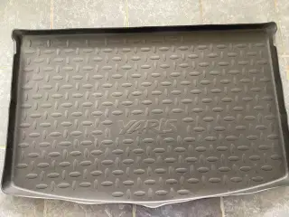 Bagagerumsbakke til Toyota Yaris
