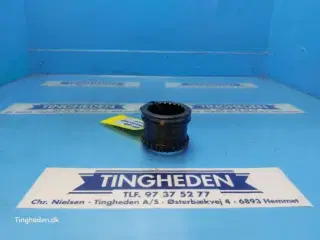 Massey Ferguson 690 Muffe 1866557M1