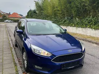 Nysynet Ford Focus benzin 2015 stationcar 