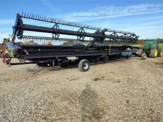 - - - MacDon FD 140