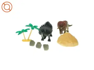 Plastbeholder med dinosauere og tilbehør fra Biltema