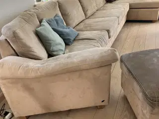 BILLIG - Dejlig stor sofa til mindst 6 Pers.