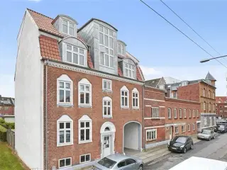 83 m2 lejlighed med altan/terrasse, Horsens, Vejle