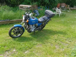 Kawasaki z1000j 