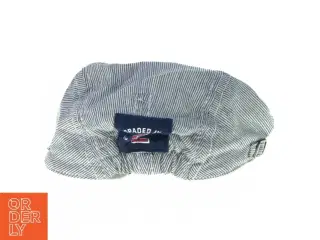 Hat fra H&M (str. 9 mdr)