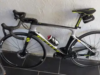 Racercykel Scott-Foil Mitchelton. 