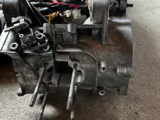 PGO hot 50 motor blok