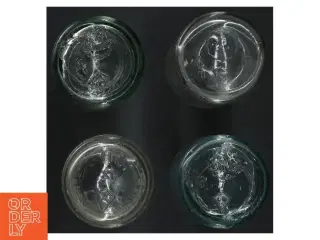 Gamle glasflasker med præget logo (str. H. 19 cm. 250 ml)