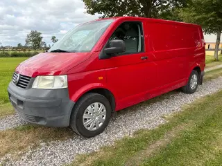 VW Transporter 2,5 TDi 130 Kassevogn lang 4d Nysyn