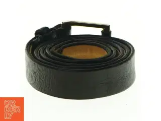 Sort læderbælte (str. Længde 75 cm bredte 2 cm)