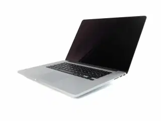 MacBook Pro 15" Silver Mid-2015 | i7-4770HQ 2,2GHz / 512GB SSD / 16GB RAM | Retina 2880x1800 / Grade B