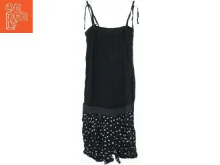 Sommerkjole med stropper fra H&M (str. 164)