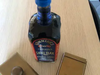 Blæk, notesbog og blæktørre