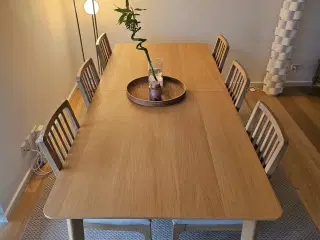 Oak vaneer dining table & chairs (IKEA MELLANSEL)