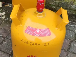 11 kg stål gasflaske fyldt og plomberet