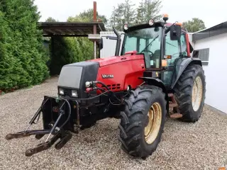 TRAKTOR, Valtra