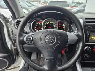 Suzuki Grand Vitara 1,9 DDIS GLS 4x4 129HK 5d