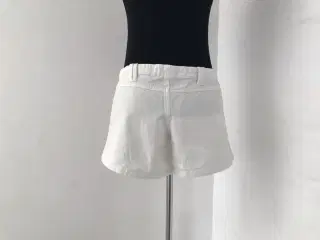 Shorts str.34