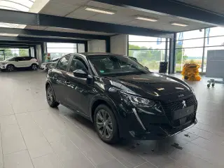 Peugeot e-208 50 Active Pack