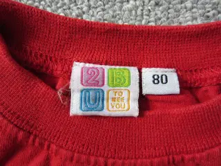 Sød bluse og shorts til pige str. 80