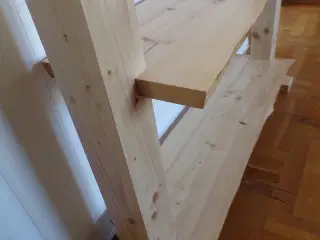 Ny Håndlavet unik reol / rumopdeler