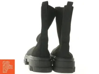 Sort støvle størrelse 37 fra Marquiz (str. 37 cm)