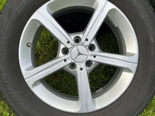 Mercedes vinter dæk på Alu fælge til en GLB