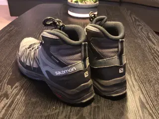 Salomon GoreTex støvler str. 43 1/3