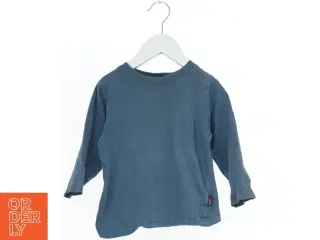 Langærmet blå bluse fra Exit (str. 92)