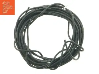 Sort elektrisk kabel