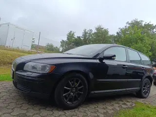 Volvo  V/50  1/8  2006