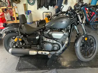 Yamaha XV950R