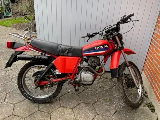 Honda xl 185