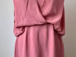 Reiss, gammelrosa kjole, str M