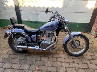 Suzuki LS 650