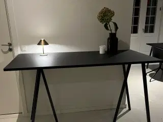 HAY Loop stand table - sort (højt)