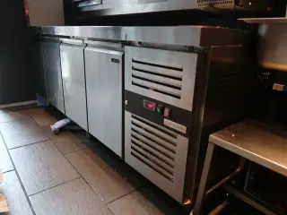 Frysebord, GGgastro GTS227ND