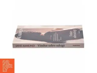 Vindue uden udsigt af Jane Aamund (Bog)