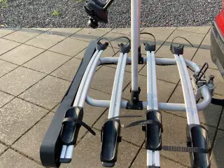 Cykel stativ til 4 cykler