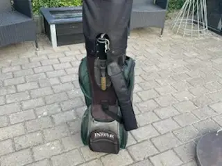 Golfsæt og golfbag og diverse køller og jern