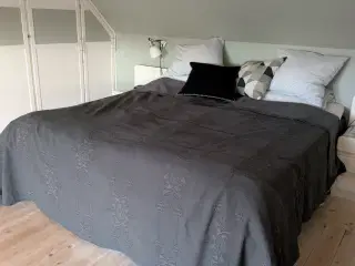 Lene Bjerre sengetæppe 