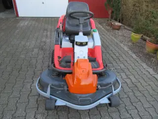 Husqvarna  havetraktor pro 18