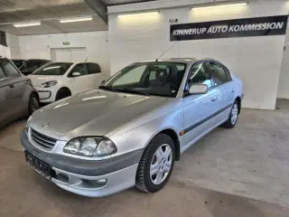 Toyota Avensis 1,8 Linea Terra 110HK