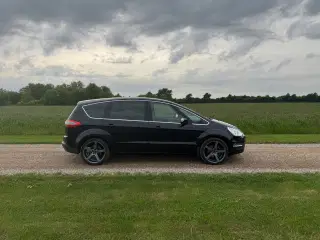 Ford s- Max Titanium 7 Pers. 