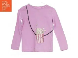 Langærmet lyserød bluse med popcorn motiv fra VRS (str. 110)