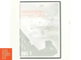 Danskernes egen historie, Livet under besættelsen